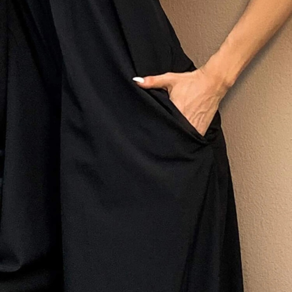 ⭐️ LAST ONE ⭐️ Wide Leg Jumpsuit - Picture 7 of 7